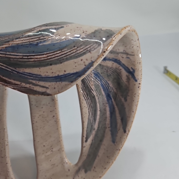 Vintage Signed Jacalynn Art Pottery Wall Hanging - Picture 5 of 10